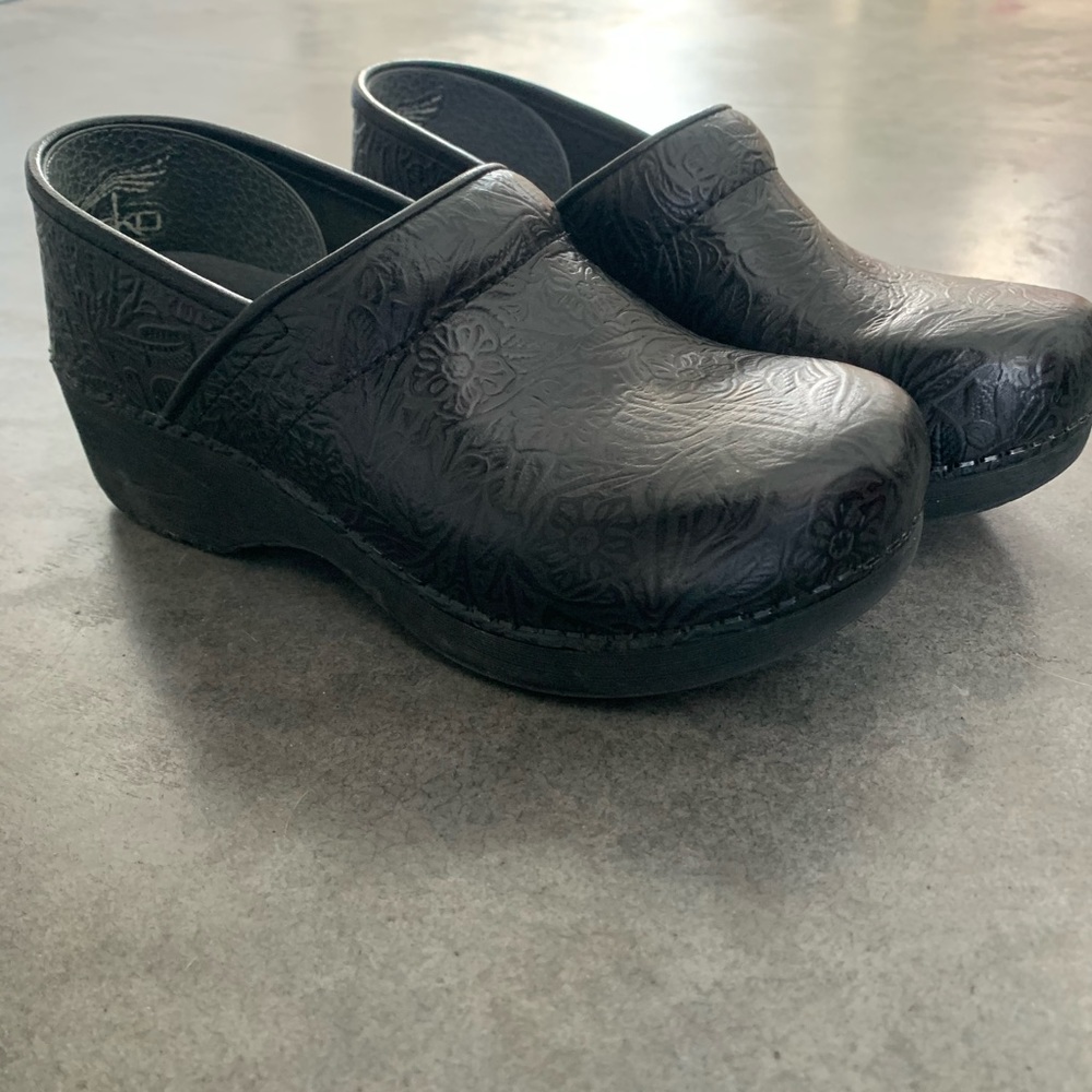 Dansko nursing clogs